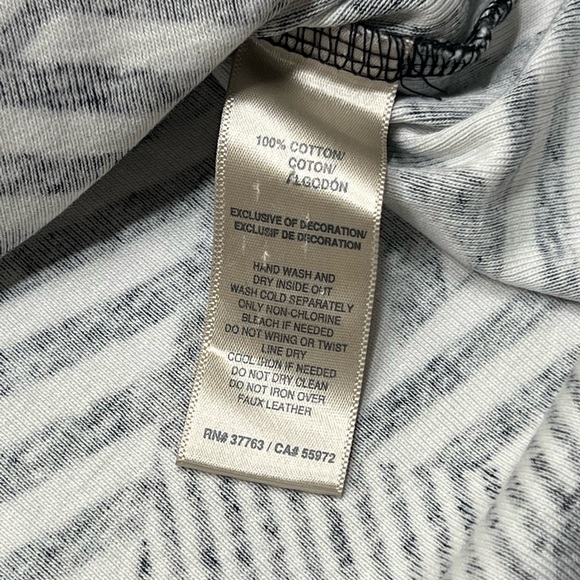 Women's Plus Size Geo Stripes Tunic Top Black Blouse White Shirt 3/4 Sleeves 2X - Picture 17 of 17